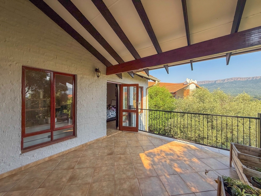 3 Bedroom Property for Sale in The Coves North West